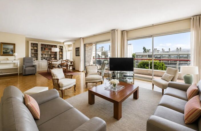 Saint-Giniez / Prado – Dernier étage, T5 150 m², 4 ch, terrasse — photo 2