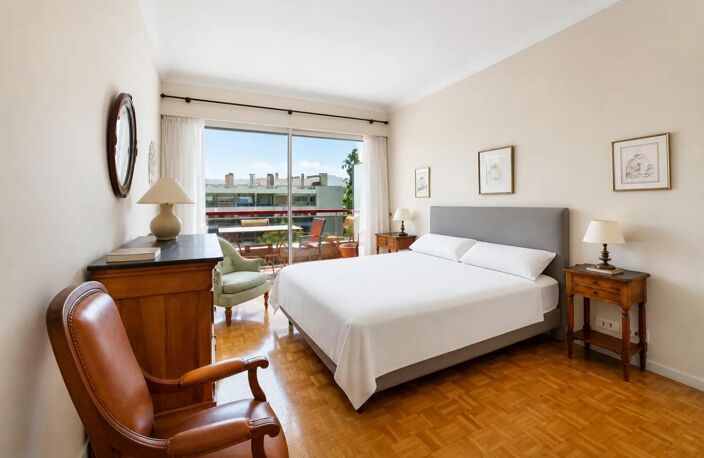 Saint-Giniez / Prado – Dernier étage, T5 150 m², 4 ch, terrasse — photo 4