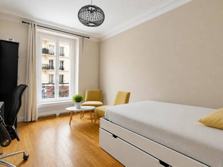Appartement 3 pièces - 56 m2 - Paris 75018 — photo 1