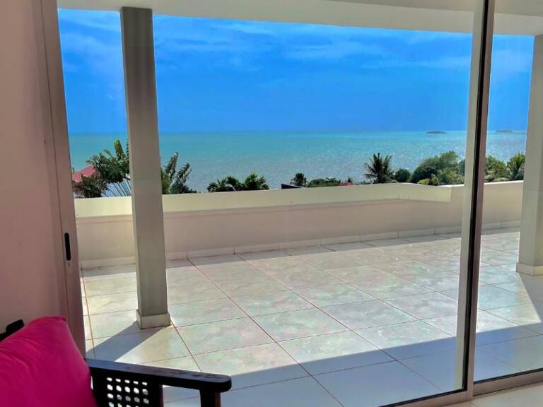 PRIX EN BAISSE !! BIEN D'EXCEPTION vue panoramique Mer & montagne !! — photo 1