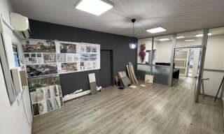 Local industriel  128 m² à louer à Saint-Denis (97400)