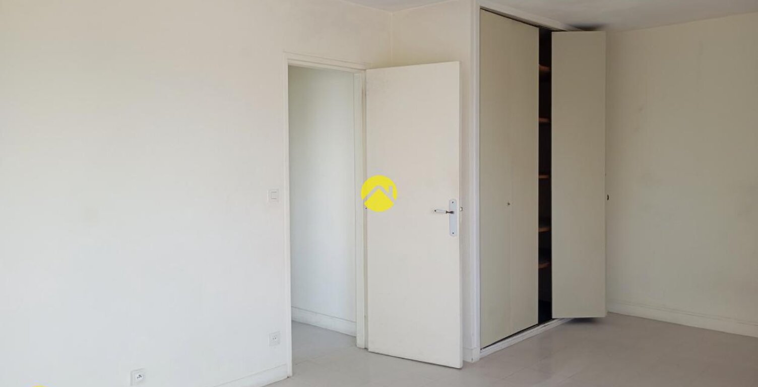 Appartement avec balcon — photo 1