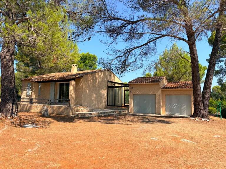À louer – Villa de plain-pied entièrement rénovée — photo 1