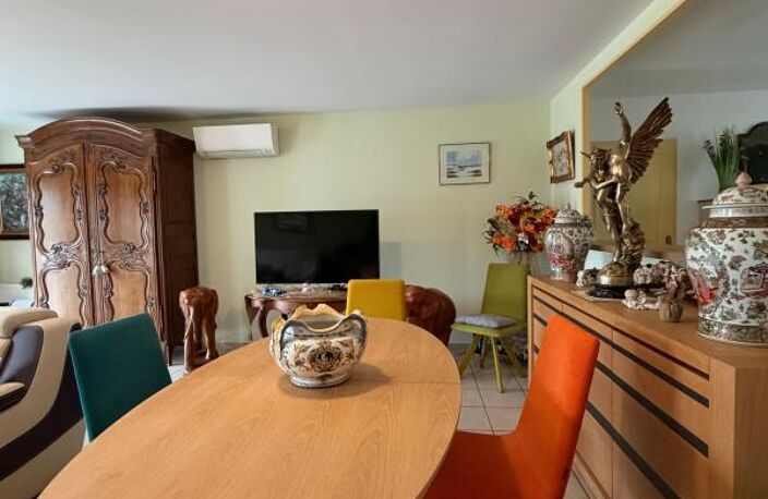 Maison À Vendre avec Garage — photo 4