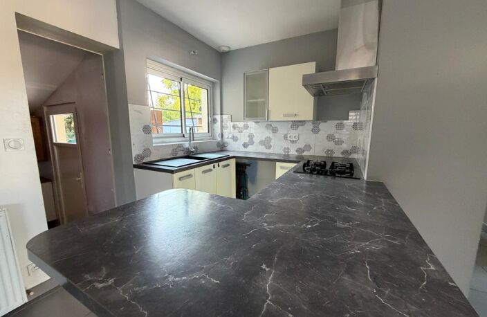 Maison plain pied avec 3 chambres et garage — photo 2