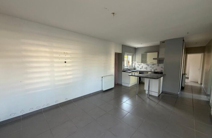 Maison plain pied avec 3 chambres et garage — photo 4