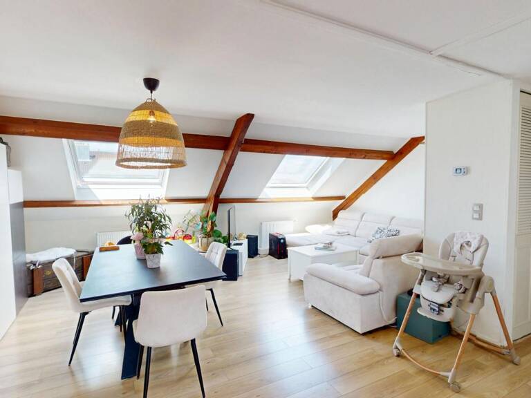 Appartement À Vendre — photo 1