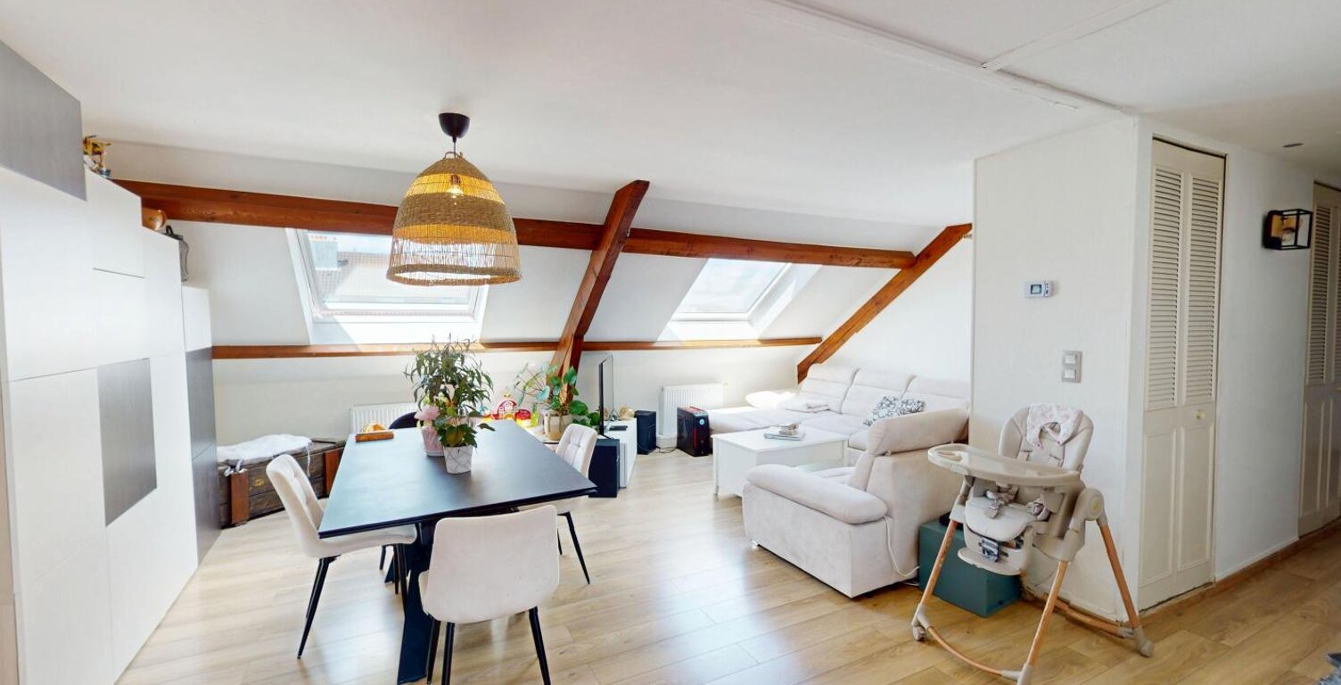 Appartement À Vendre — photo 1