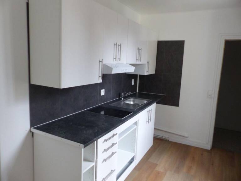 Appartement À Louer — photo 1