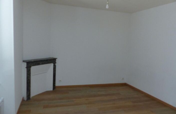 Appartement À Louer — photo 3
