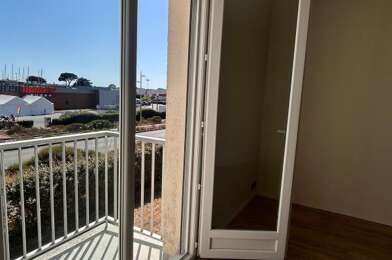 Appartement 2 pièces 243350 €