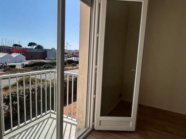 Appartement À Vendre — photo du bien