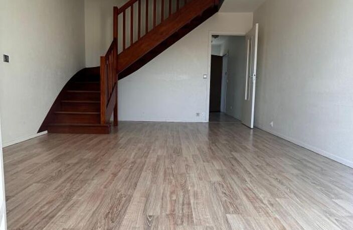 Appartement À Vendre — photo 2