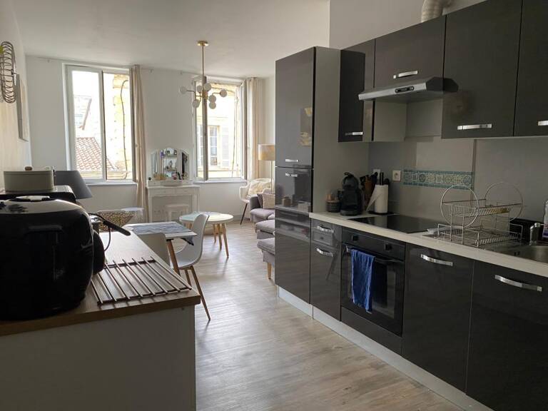Appartement T2 MEUBLE à LIBOURNE — photo 1