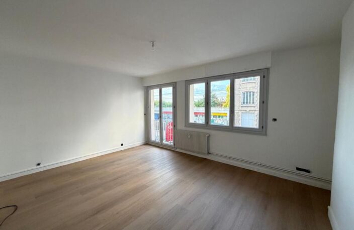 🏡 À louer – T3 rénové en plein centre-ville ✨ — photo 2