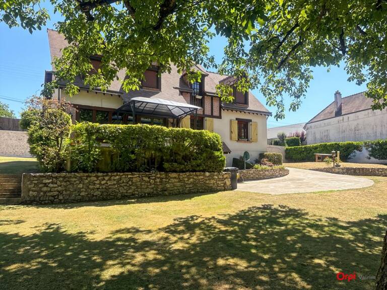 Un havre de paix familial avec jardin & plan d'eau — photo 1