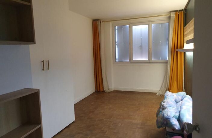 Nantes - CANCLAUX -  Rue de Gigant -Appartement 3 pièces avec cave et stationnement privatif sécurisé — photo 5