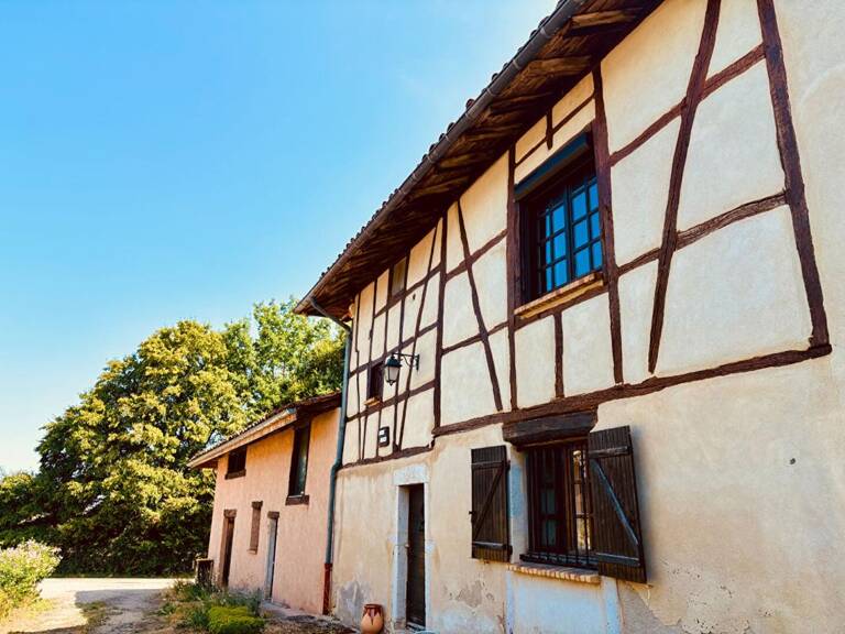 EXCLUSIVITE : Très belle ferme rénovée à Saint Rémy (01) — photo 1