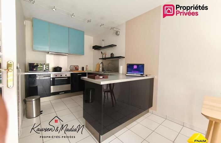 Appartement 2 pièces quartier Bordeaux Saint-Seurin  Fondaudège avec parking et cellier — photo 3