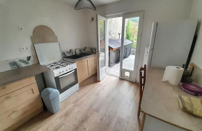 Maison de village avec vue sur les montagnes — photo 4