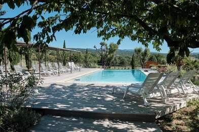 Maison 37 pièces 2820000 €