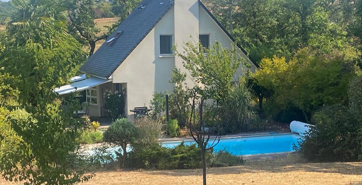 Maison Donzenac 6 pièce(s) 118 m2 — photo 1