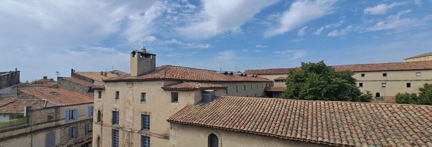 Maison 9 Pièces 264 m² à vendre à Arles (13200)