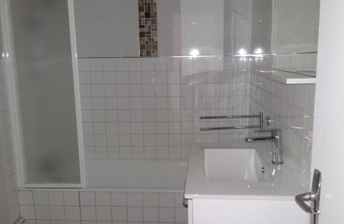 Location appartement 2 pièces 48 m² à Tours (37000) — photo 4