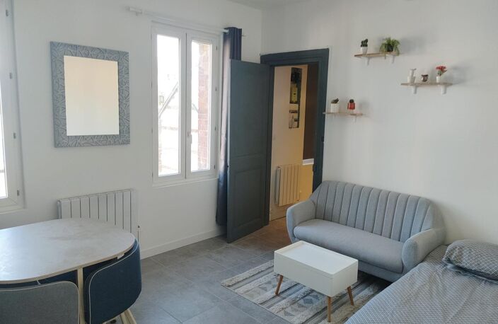 Appartement T1 bis rénové, vendu en location meublée — photo 2