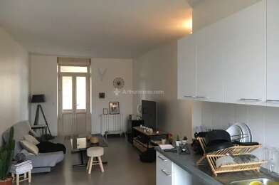 Appartement 3 pièces 720 €