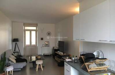 Appartement T3 avec terrasse — photo du bien