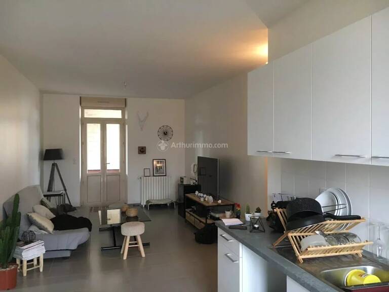 Appartement T3 avec terrasse — photo 1