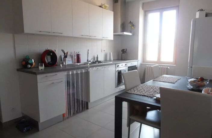 Appartement T3 avec terrasse — photo 4