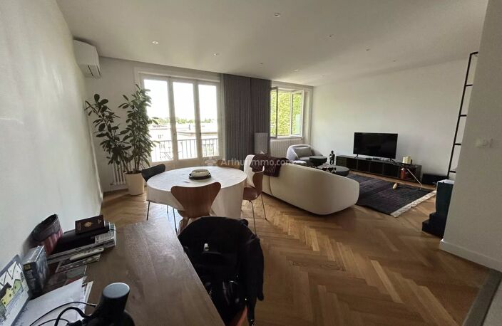A LOUER MAGNIFIQUE APPARTEMENT T3-92m²-LYON 6 — photo 2