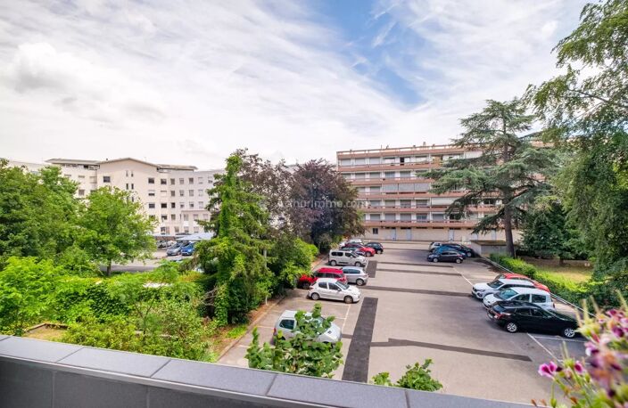 À vendre – Superbe T3 de 77 m² – Villeurbanne Gratte-Ciel — photo 4