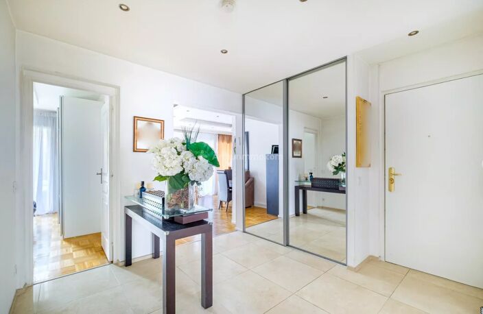 À vendre – Superbe T3 de 77 m² – Villeurbanne Gratte-Ciel — photo 5