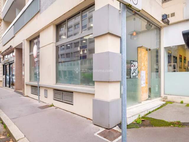 LOCAL LYON 6 - ANGLE DUQUESNE / BOILEAU — photo du bien