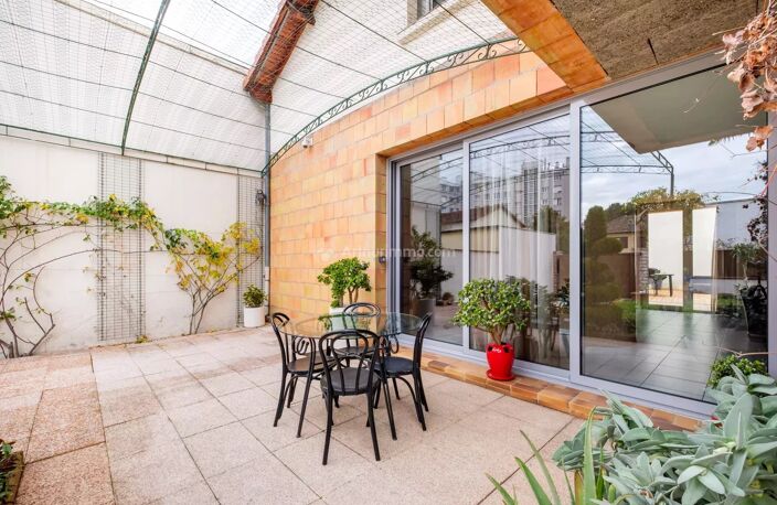 Villeurbanne Cusset – Superbe maison d’architecte de 147 m² avec terrasse et jardin — photo 3