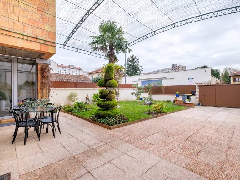 Villeurbanne Cusset – Superbe maison d’architecte de 147 m² avec terrasse et jardin — photo 1
