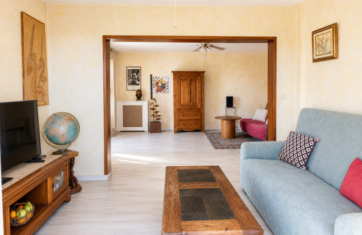 TOULON - LA RODE - APPARTEMENT T3/T4- ASCENSEUR - 89m2 — photo 2