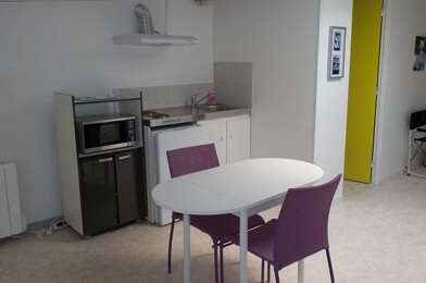 Appartement 3 pièces 669 €