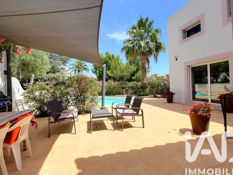 Vente Maison/villa 8 pièces — photo 1