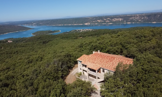 Maison 5 Pièces 254 m² à vendre à Aiguines (83630)