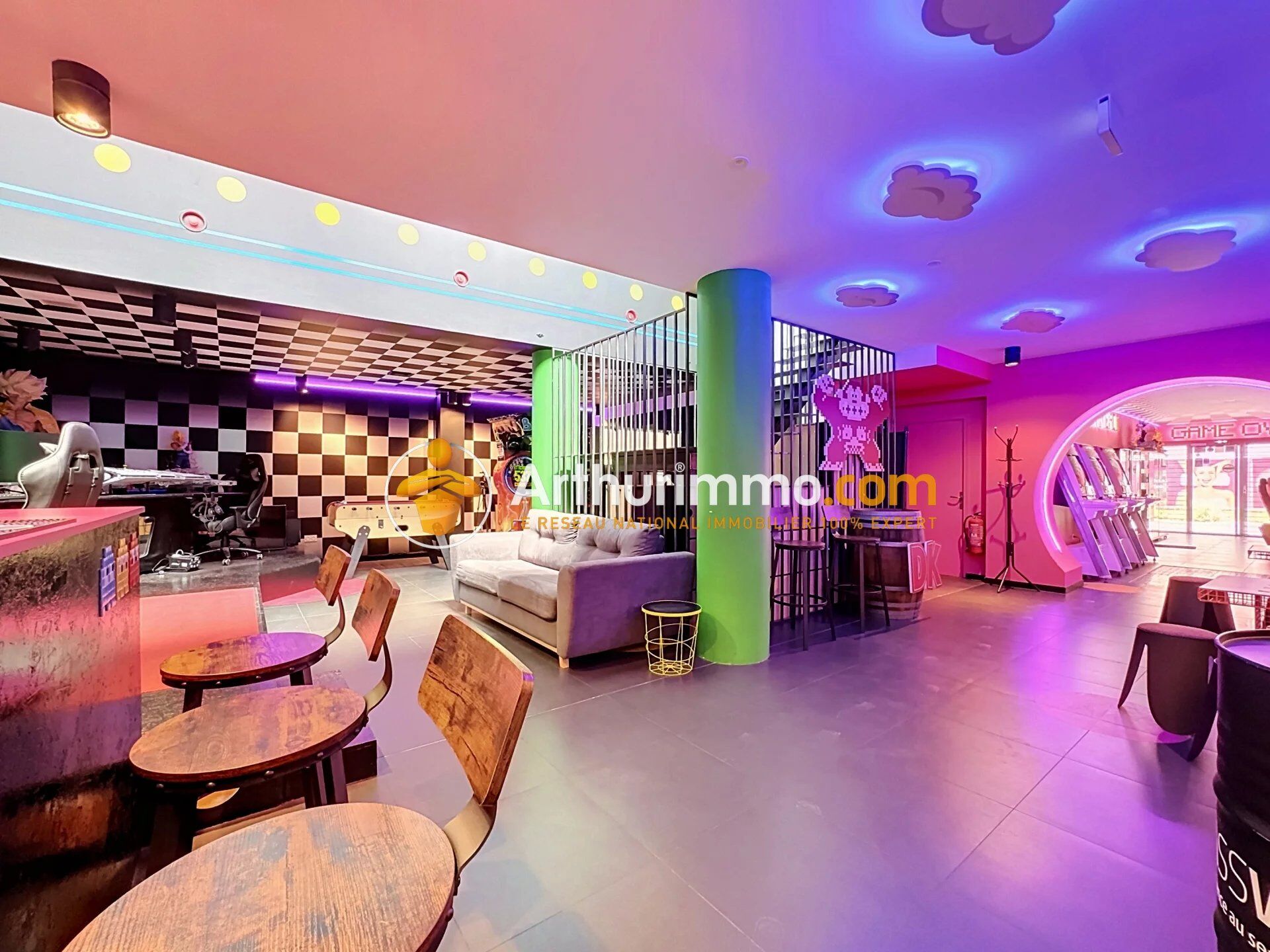 Local commercial 3 pièces 155 m² · à Bourgoin-Jallieu · 155 m² · 1 500 €