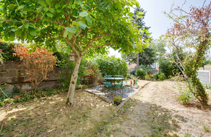 A VENDRE NANTES QUARTIER SAINT-CLEMENT/ERDRE CHARMANT TYPE 3 EN DUPLEX AVEC JARDIN PRIVATIF — photo 4