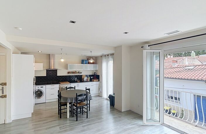 Vente Maison de ville 6 pièces — photo 2