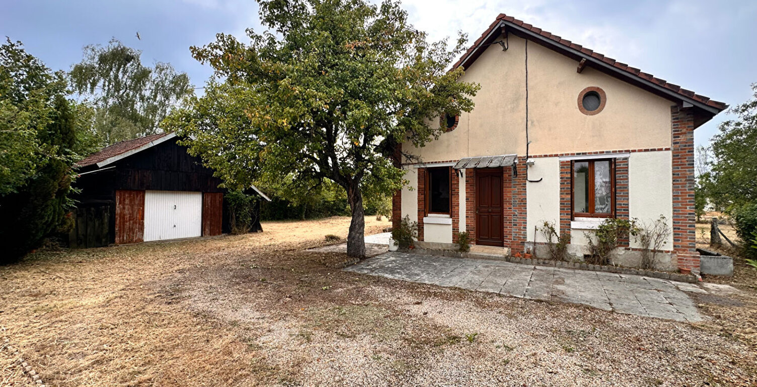 Maison Aubigny Sur Nere 3 pièce(s) — photo 1