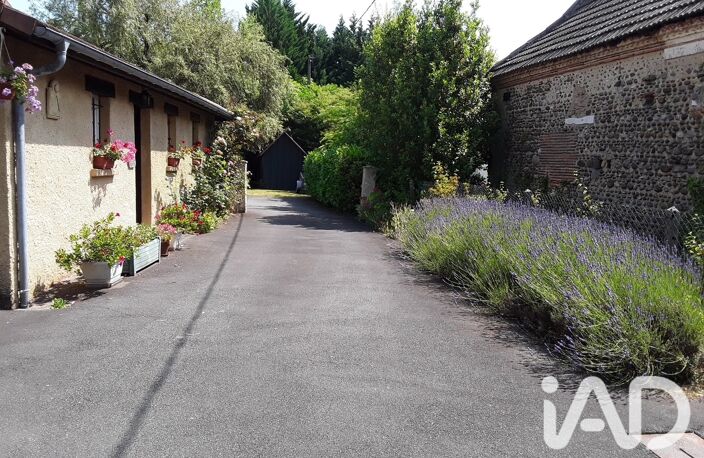Vente Maison/villa 8 pièces — photo 2