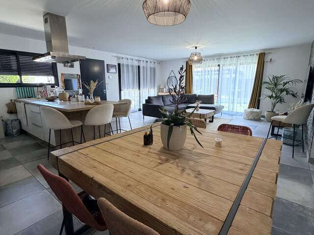 Vente Maison/villa 4 pièces — photo du bien