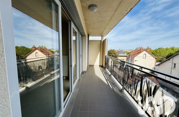 Vente Appartement 4 pièces — photo 2